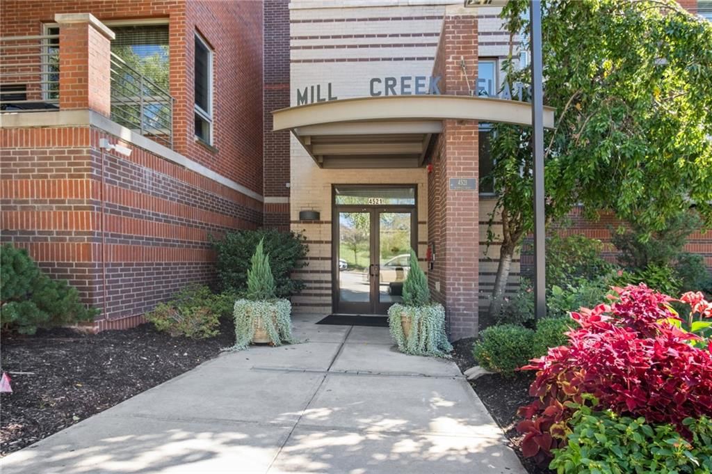 Photo 23 of 23 - 4521 Wornall Road #201, Kansas City, MO 64111