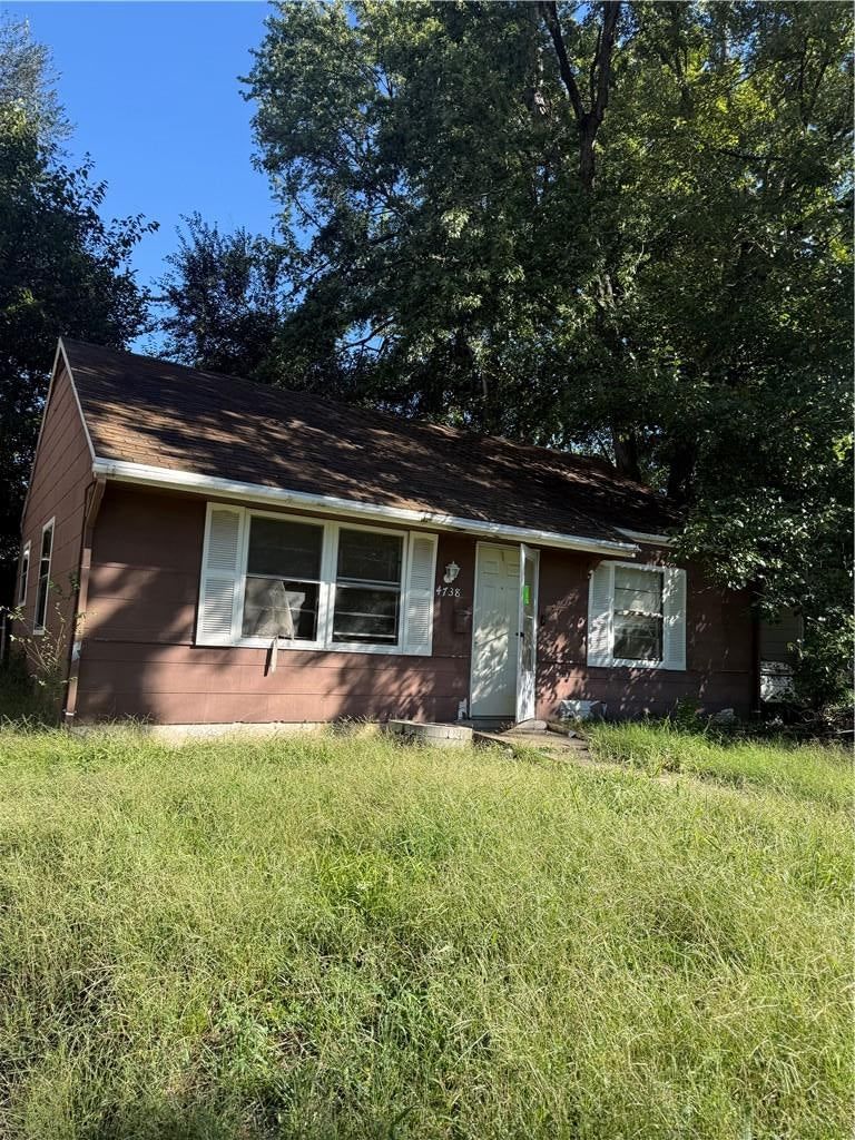 4738 Woodend Avenue, Kansas City, KS