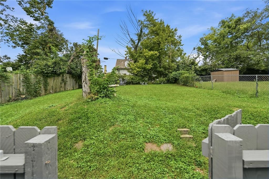 Photo 6 of 26 - 124 S Myrtle Street, Excelsior Springs, MO 64024
