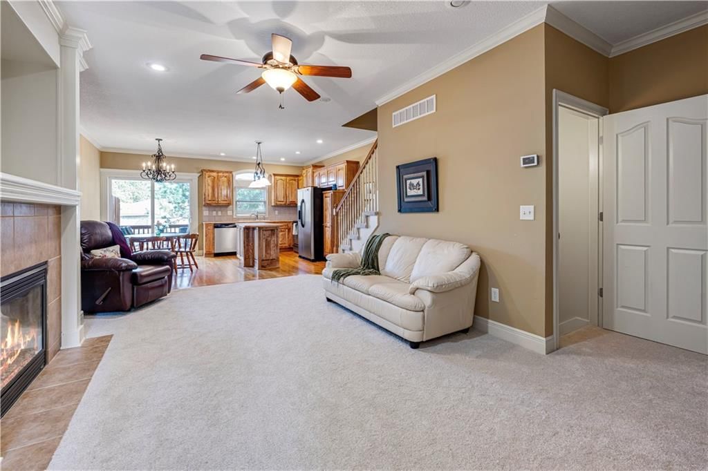 Photo 18 of 26 - 14918 W 64th Street, Shawnee, KS 66216