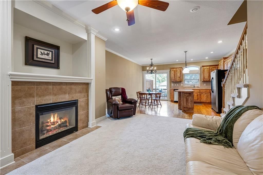 Photo 4 of 26 - 14918 W 64th Street, Shawnee, KS 66216