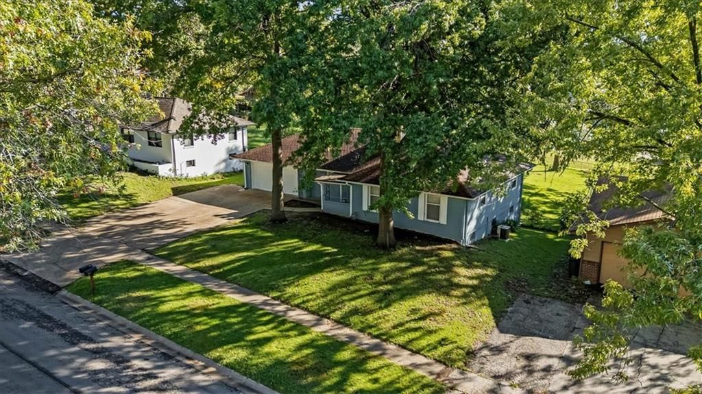 2611 N 83rd Street, Kansas City, KS: listing photo 2