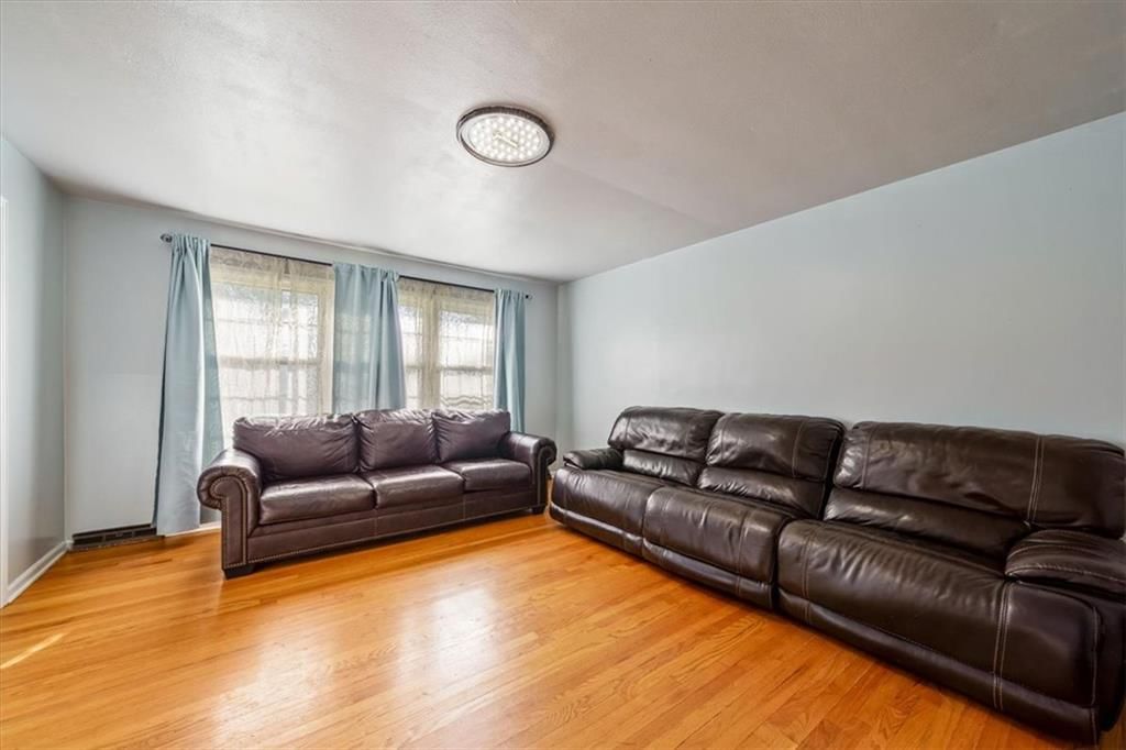 Photo 6 of 29 - 2611 N 83rd Street, Kansas City, KS 66109