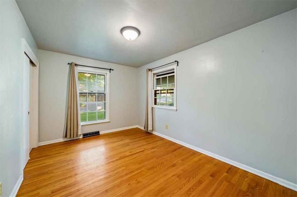 Photo 13 of 29 - 2611 N 83rd Street, Kansas City, KS 66109