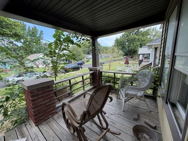 Photo 5 of 41 - 1443 Central Street, Leavenworth, KS 66048