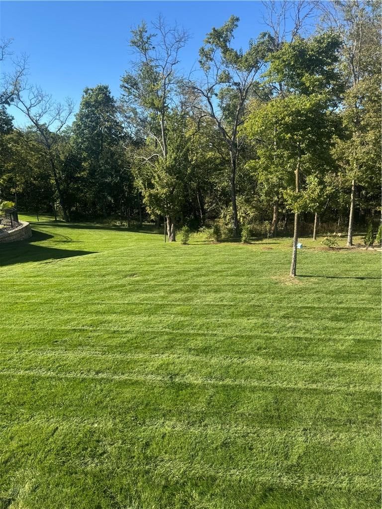 Photo 43 of 65 - 540 South Shore Drive, Lake Winnebago, MO 64034