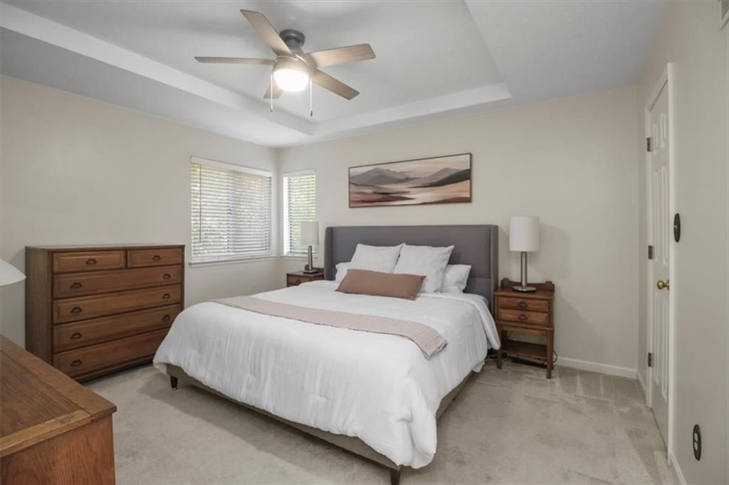 Carpet at 2104 NW Hidden Pointe Court, Blue Springs, MO 64015