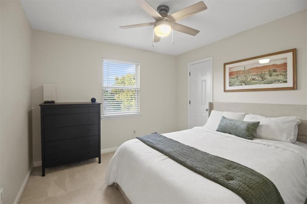 Photo 19 of 30 - 2104 NW Hidden Pointe Court, Blue Springs, MO 64015
