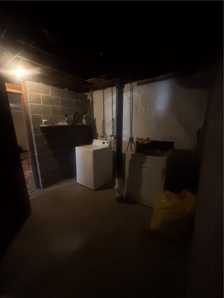 5661 bales Street, Kansas City, MO: listing photo 3