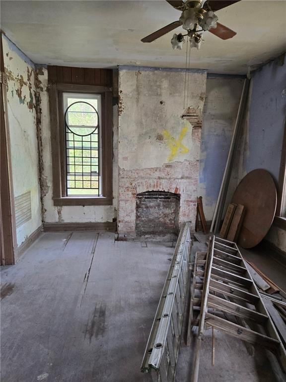 Fireplace at 711 troop Avenue, Kansas City, KS 64145
