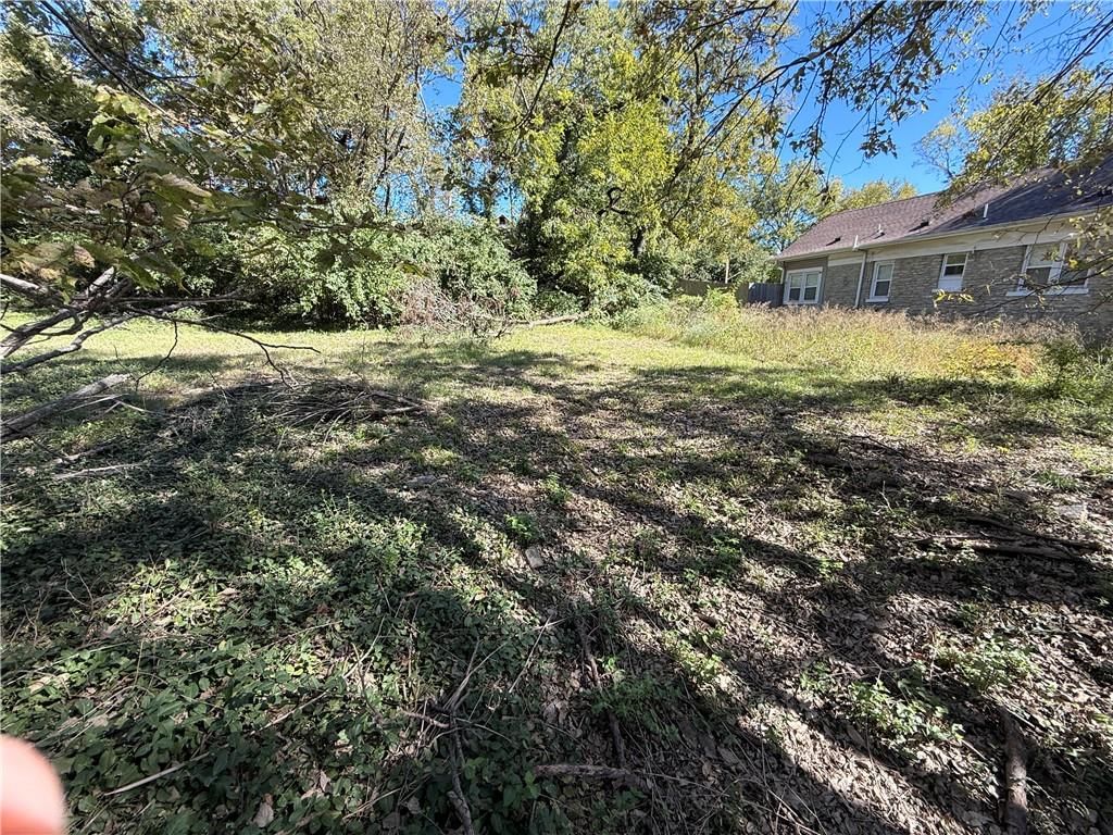 Photo 1 of 1 - 4327 Wayne Avenue