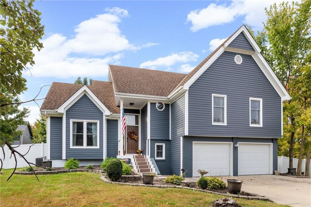 7633 N Rhode Avenue, Kansas City, MO: listing photo 3