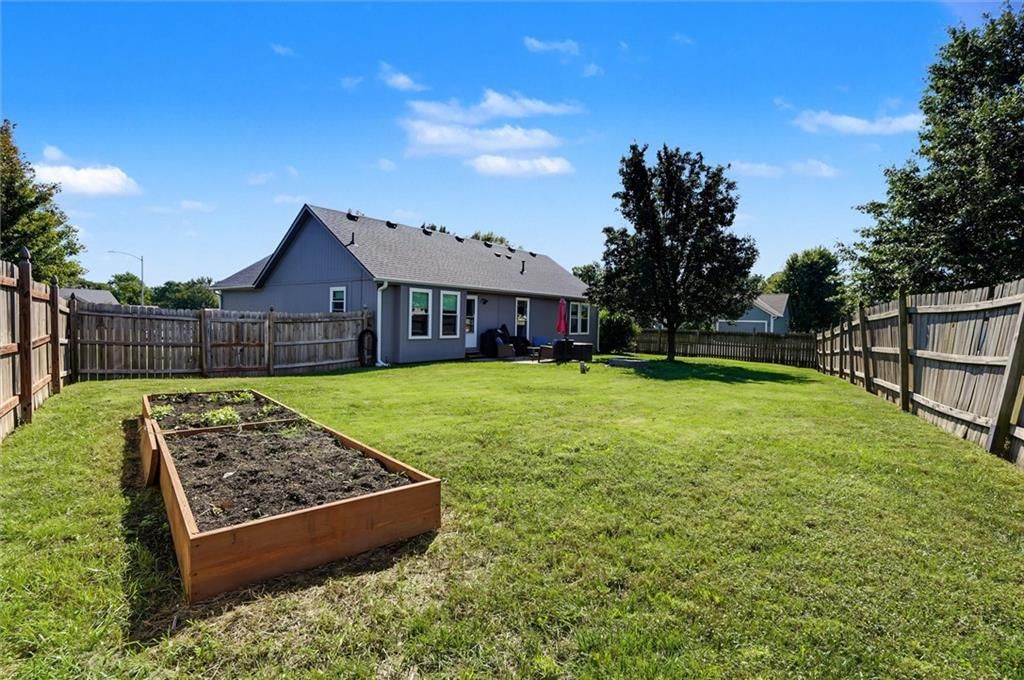 Photo 21: fenced yard, 532 W Martin Street, Edgerton, KS 66021