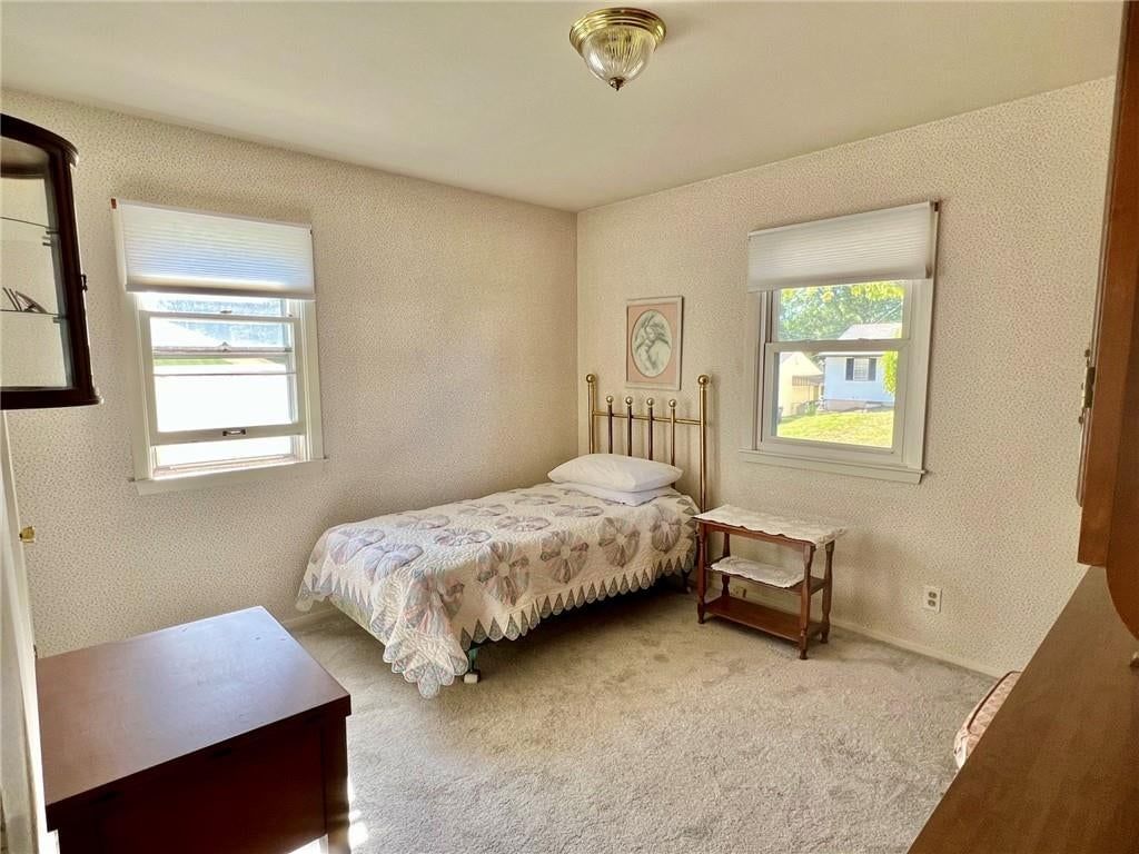 Photo 15 of 22 - 3913 S Spring Street, Independence, MO 64055