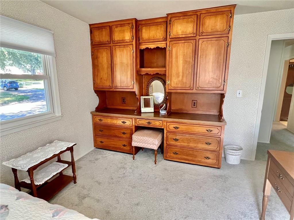 Photo 16 of 22 - 3913 S Spring Street, Independence, MO 64055