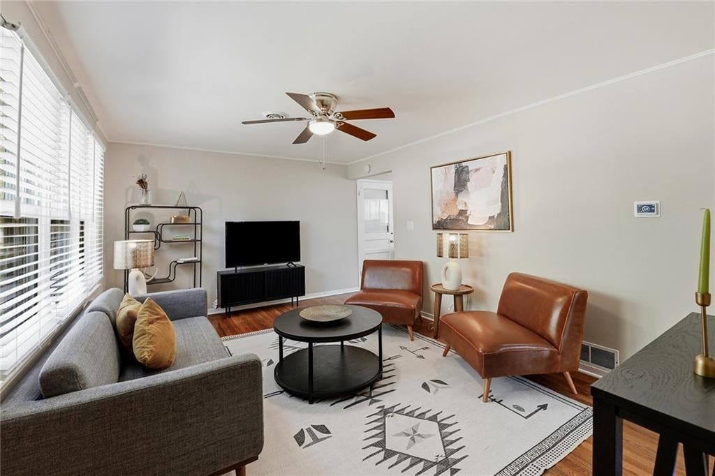 7621 Conser Street, Overland Park, KS: listing photo 3