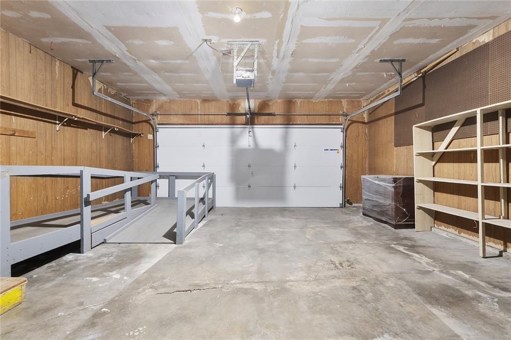 Photo 24 of 27 - 13248 Manchester Avenue, Grandview, MO 64030