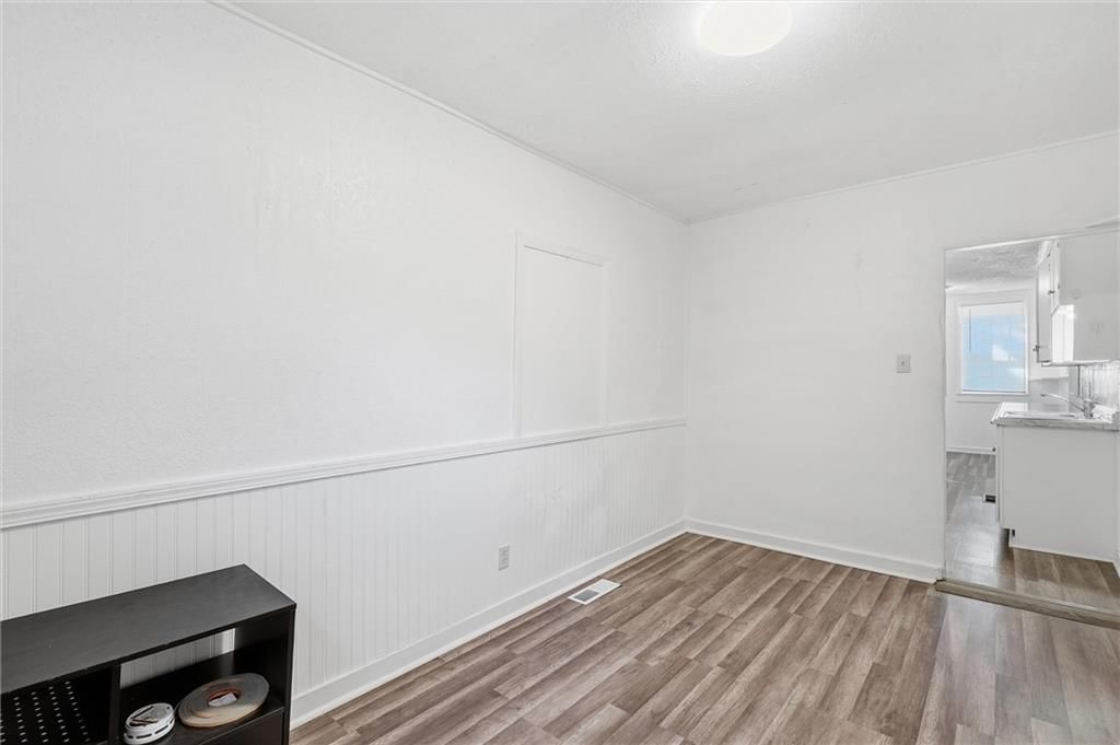 Photo 14 of 27 - 838 Ottawa Street, Leavenworth, KS 66048
