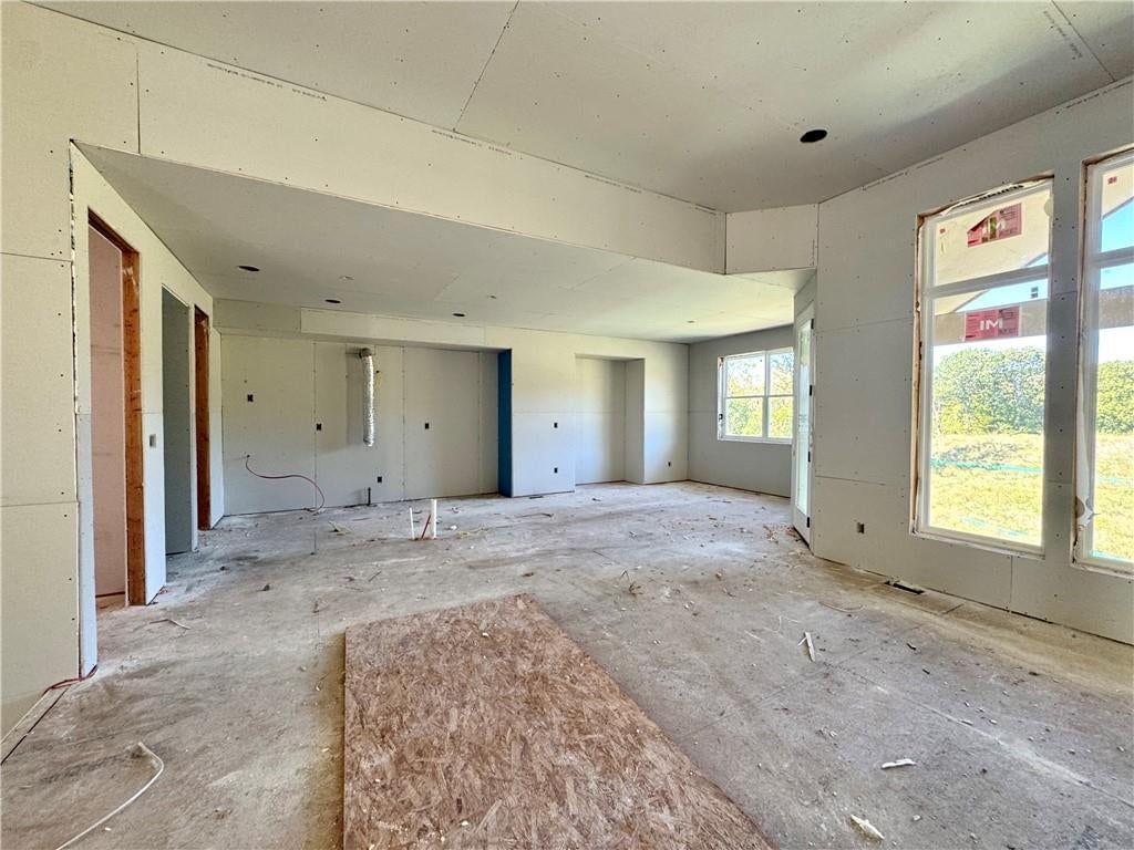 Photo 6 of 25 - 8404 NW 90th Terrace, Kansas City, MO 64153