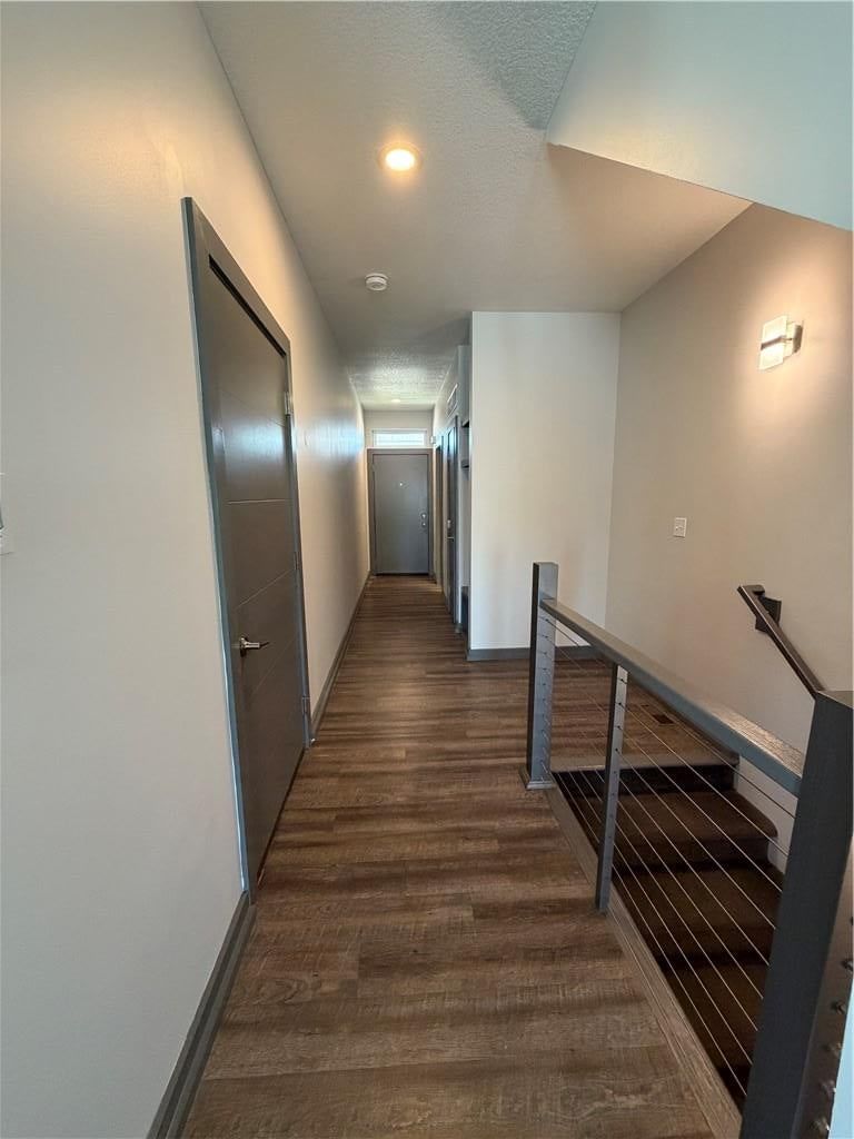 Photo 3 of 31 - 7624 N Mercier Court, Kansas City, MO 64118