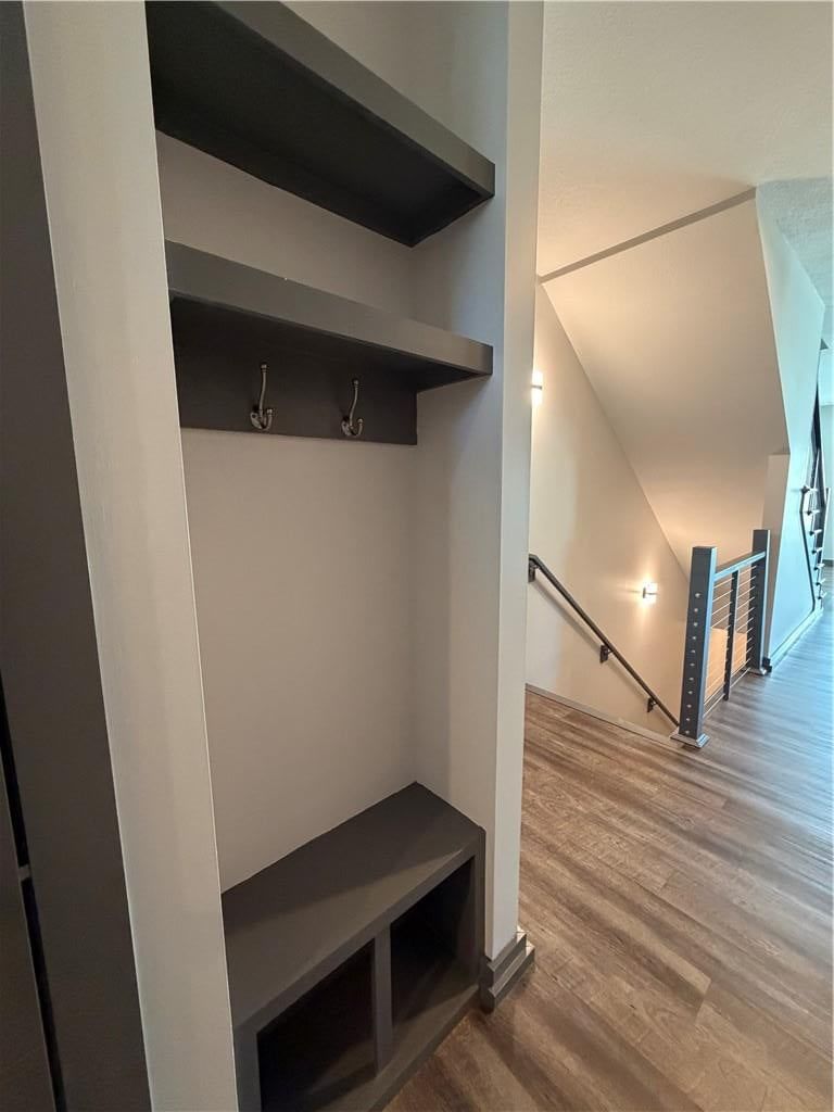 Photo 5 of 31 - 7624 N Mercier Court, Kansas City, MO 64118