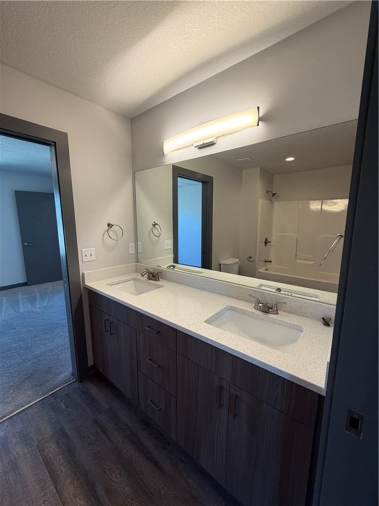 Photo 23 of 31 - 7624 N Mercier Court, Kansas City, MO 64118