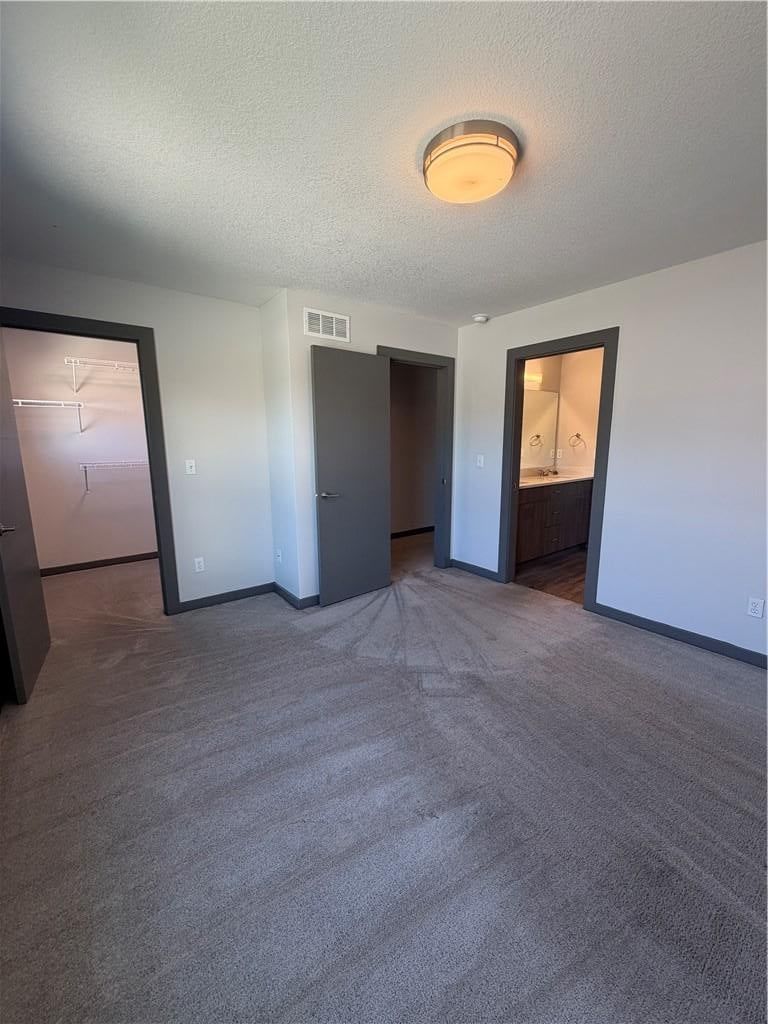Photo 24 of 31 - 7624 N Mercier Court, Kansas City, MO 64118