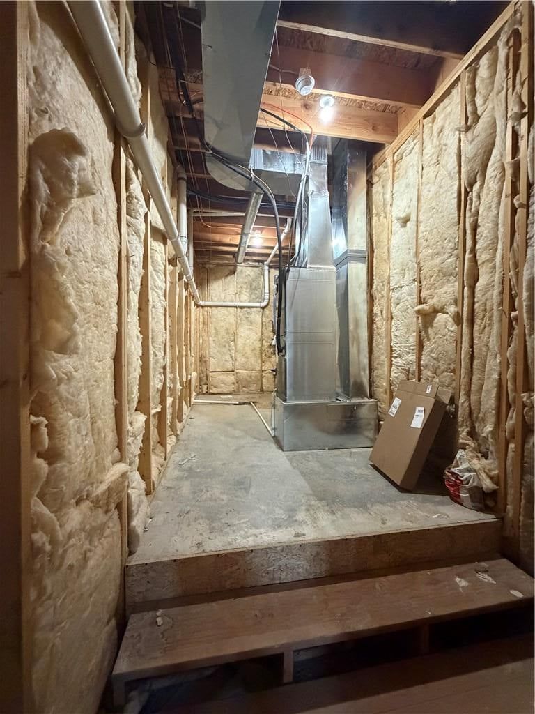 Photo 31 of 31 - 7624 N Mercier Court, Kansas City, MO 64118