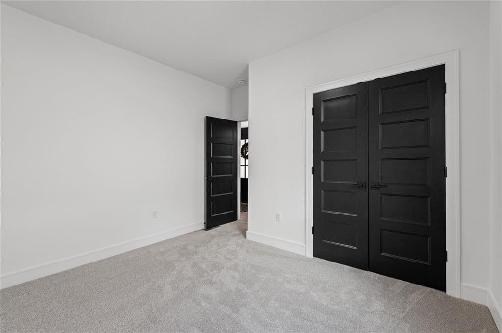 Photo 11 of 45 - 18949 W 193rd Terrace, Spring Hill, KS 66083