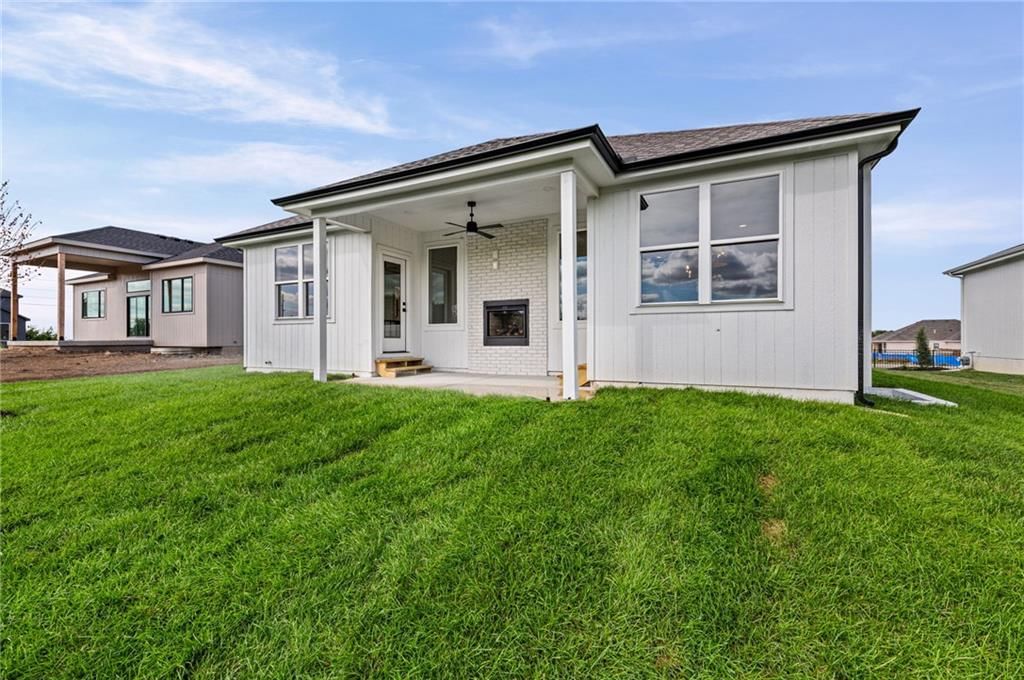 Photo 35 of 45 - 18949 W 193rd Terrace, Spring Hill, KS 66083