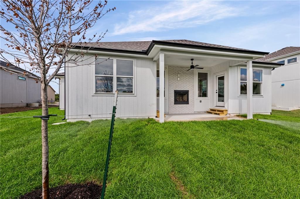 Photo 37 of 45 - 18949 W 193rd Terrace, Spring Hill, KS 66083