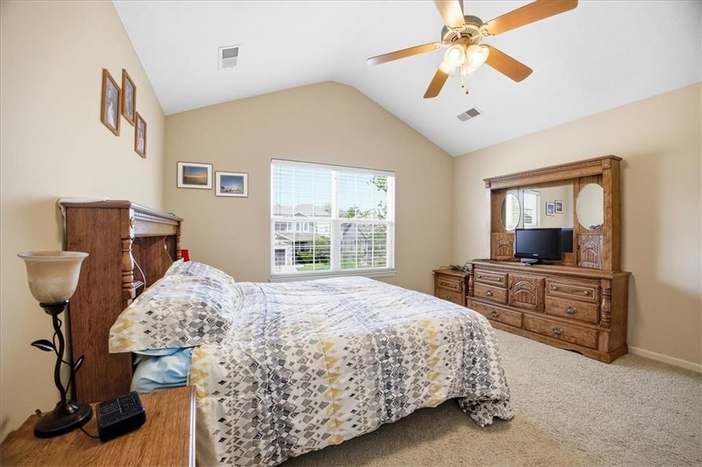 Photo 15 of 40 - 20117 E 24th Terr Court S, Independence, MO 64057