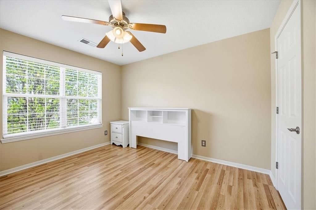 Photo 20 of 40 - 20117 E 24th Terr Court S, Independence, MO 64057