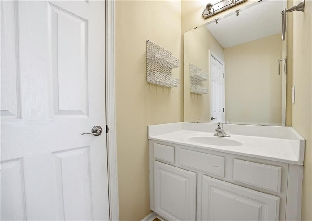 Photo 21 of 40 - 20117 E 24th Terr Court S, Independence, MO 64057