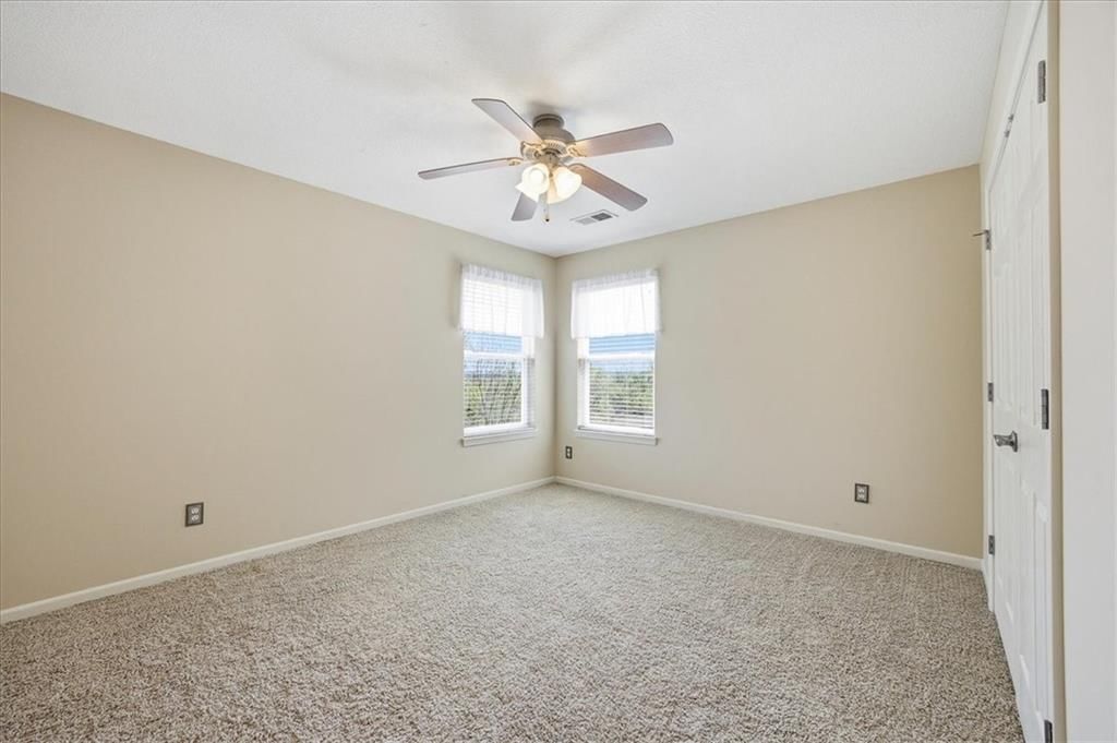 Photo 22 of 40 - 20117 E 24th Terr Court S, Independence, MO 64057