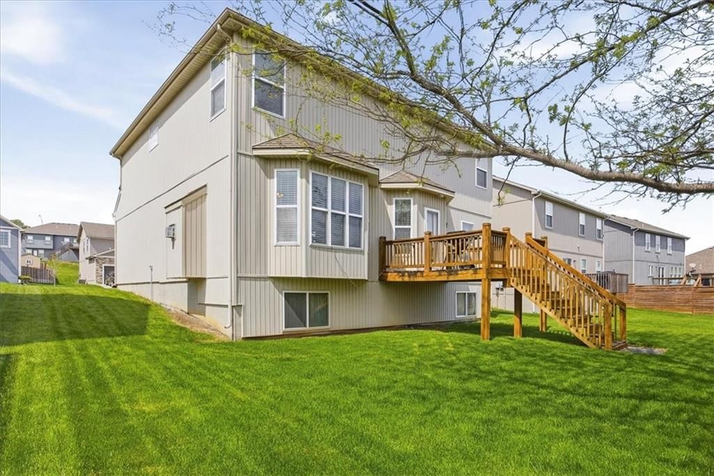 Photo 31 of 40 - 20117 E 24th Terr Court S, Independence, MO 64057