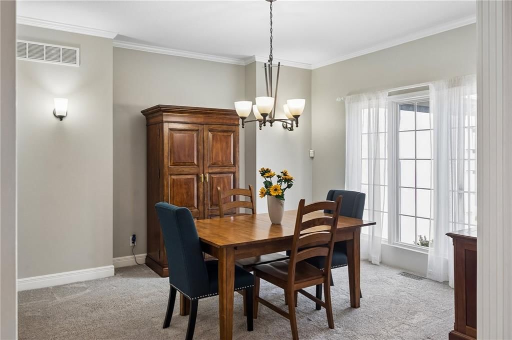 Photo 9 of 49 - 20405 W 98th Court, Lenexa, KS 66220