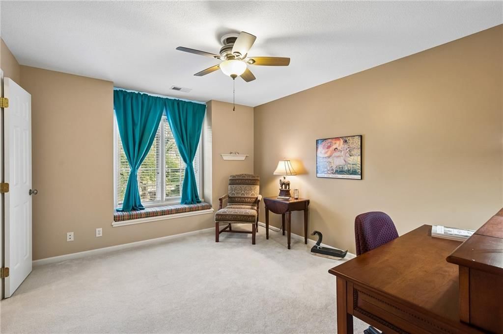 Photo 38 of 49 - 20405 W 98th Court, Lenexa, KS 66220