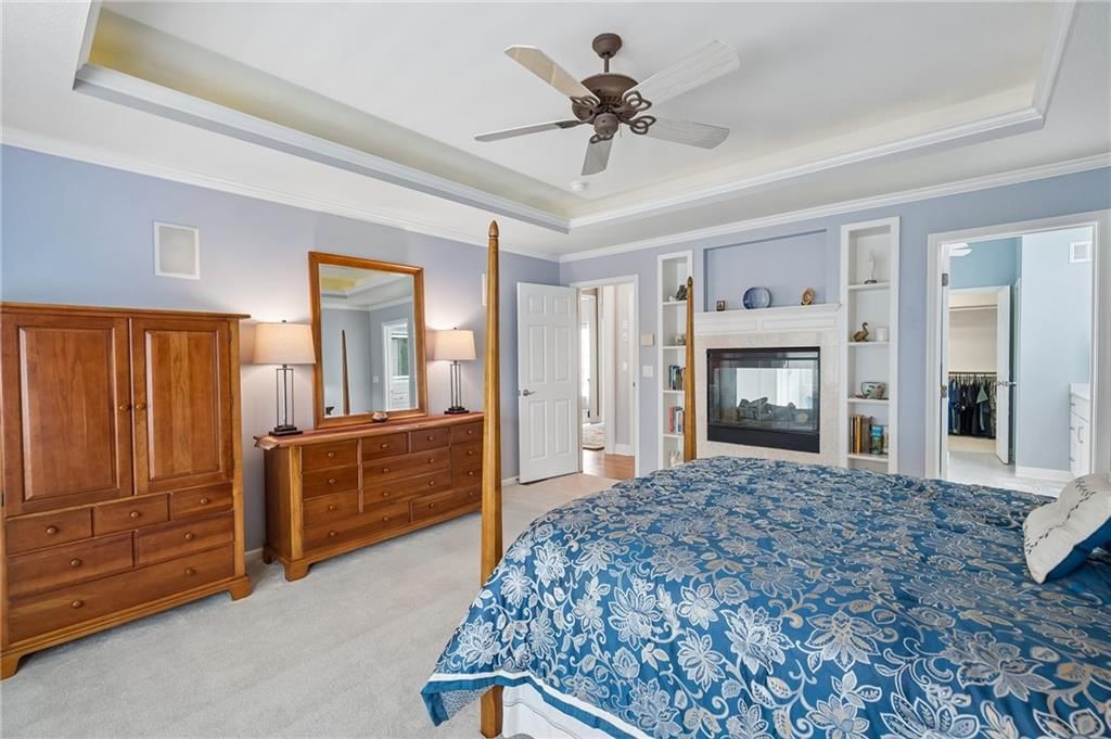 Photo 24 of 49 - 20405 W 98th Court, Lenexa, KS 66220