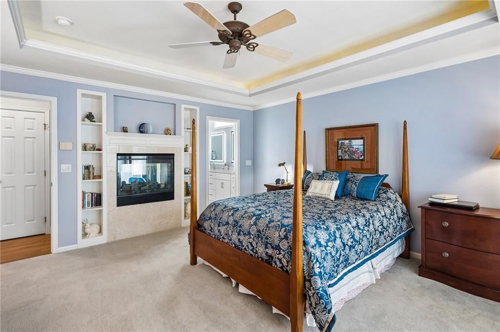 Photo 22 of 49 - 20405 W 98th Court, Lenexa, KS 66220
