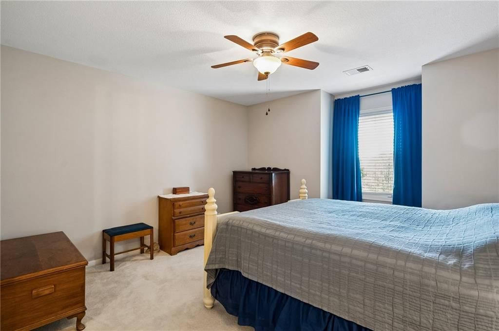 Photo 39 of 49 - 20405 W 98th Court, Lenexa, KS 66220