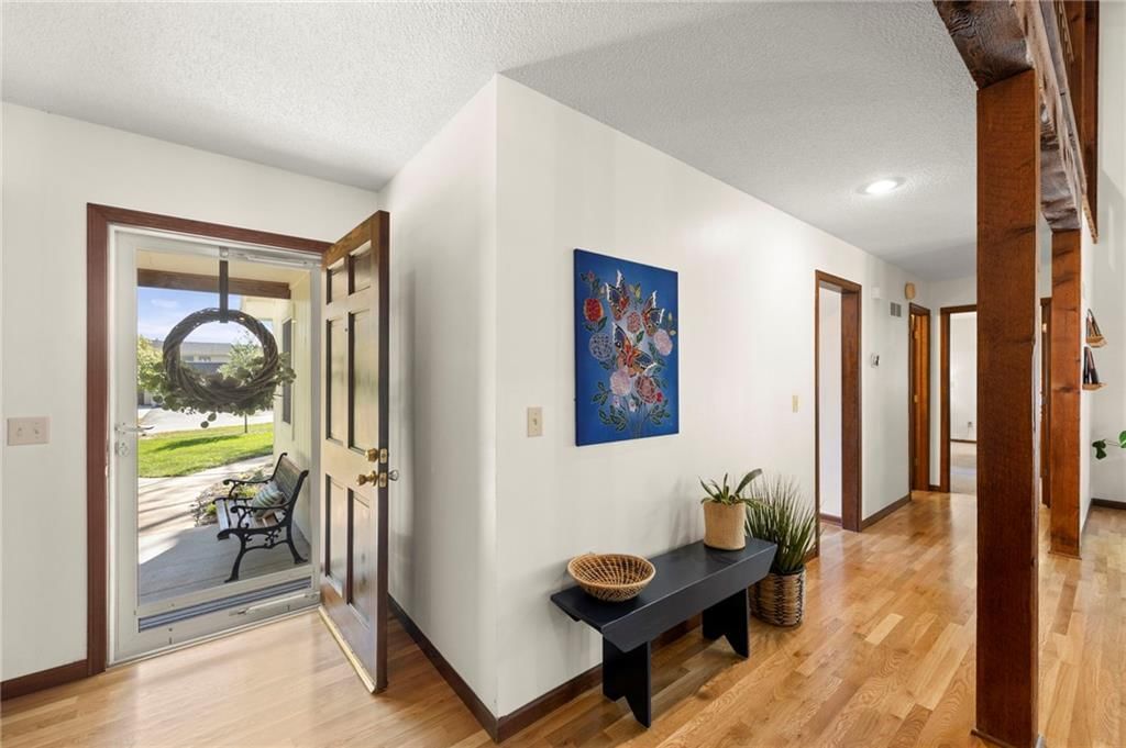 Photo 8 of 81 - 14926 S Caenen Lane, Olathe, KS 66062