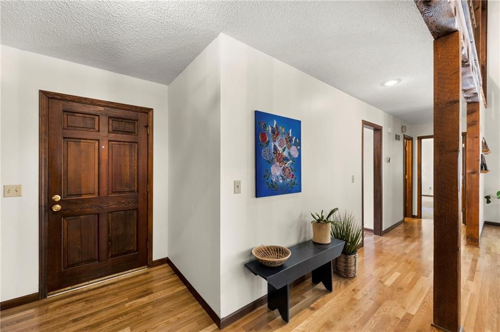 Photo 9 of 81 - 14926 S Caenen Lane, Olathe, KS 66062