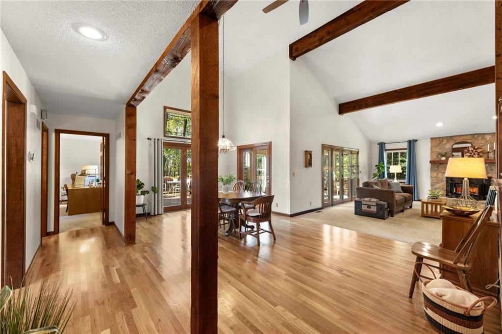 Photo 10 of 81 - 14926 S Caenen Lane, Olathe, KS 66062