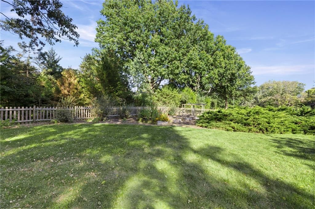 Photo 68 of 81 - 14926 S Caenen Lane, Olathe, KS 66062