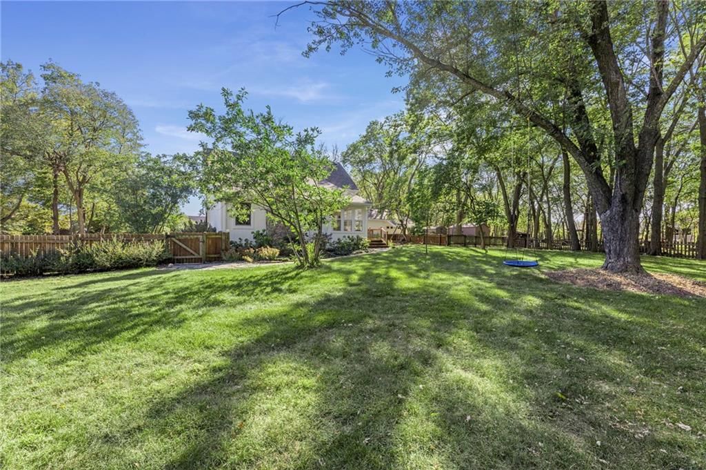 Photo 69 of 81 - 14926 S Caenen Lane, Olathe, KS 66062