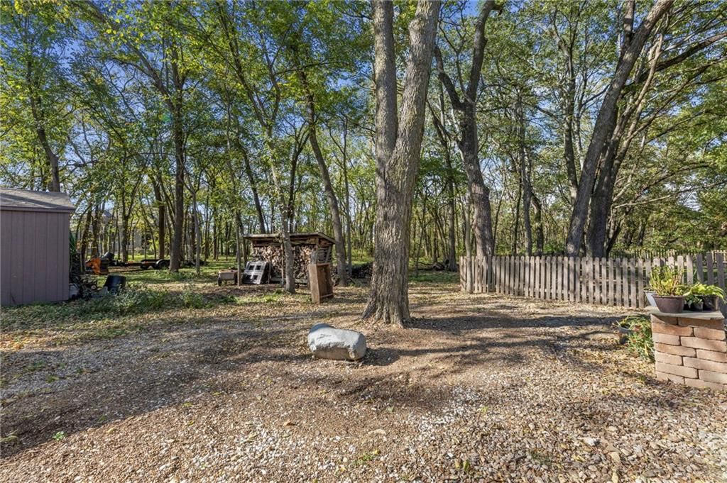 Photo 72 of 81 - 14926 S Caenen Lane, Olathe, KS 66062