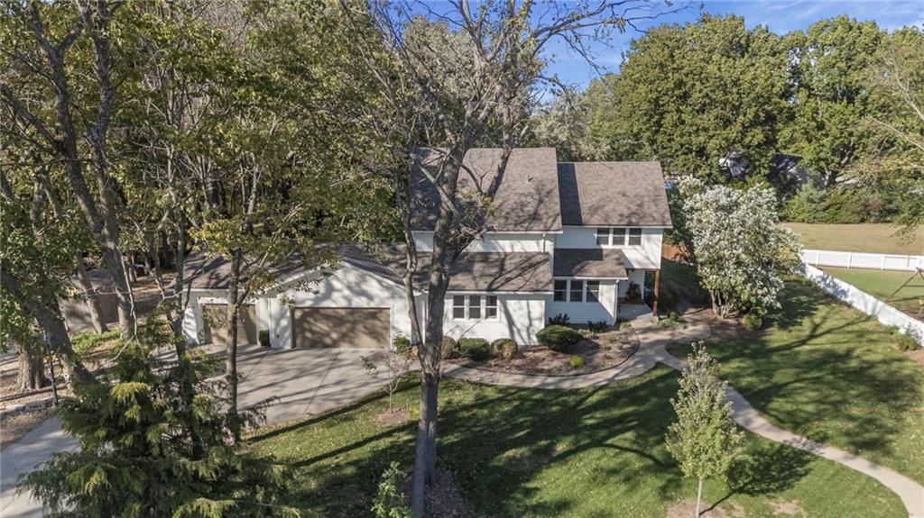 Photo 74 of 81 - 14926 S Caenen Lane, Olathe, KS 66062