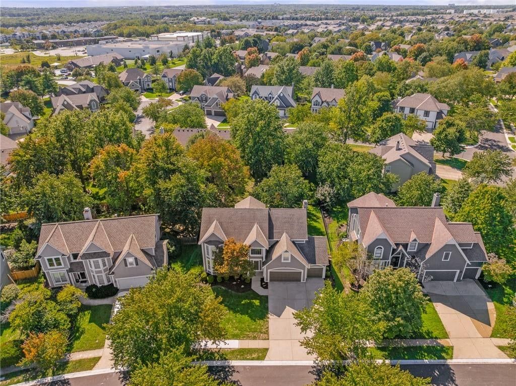 11923 W 131ST Terrace, Overland Park, KS: listing photo 2