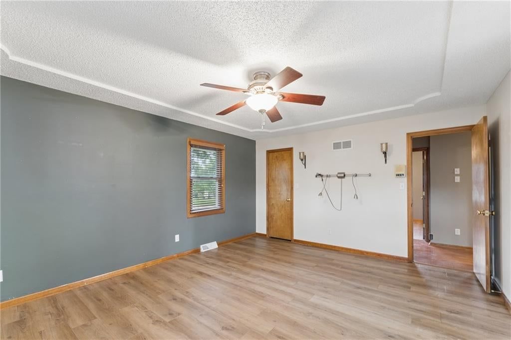 Photo 18 of 48 - 617 W Maple Street, Raymore, MO 64083